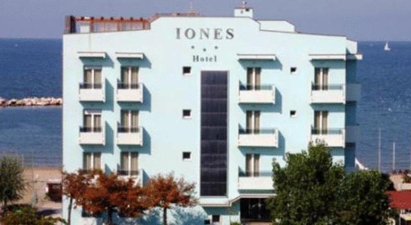 Hotel Iones