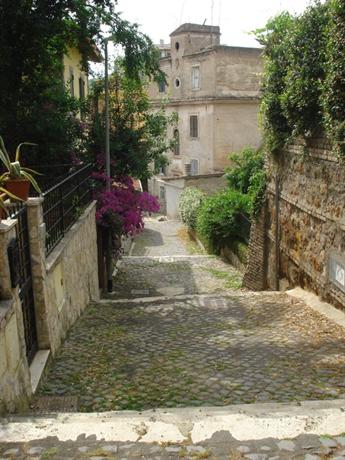 Vatican Apartment to Saint Peter