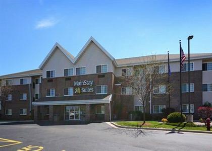 MainStay Suites Milwaukee Airport Oak Creek