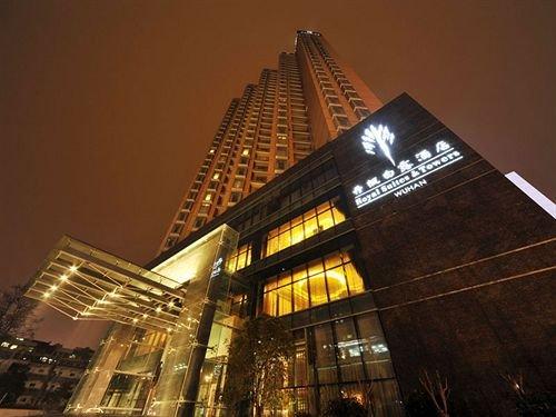 Wuhan Royal Suites & Towers Hotel