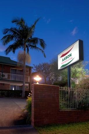 Aabon Apartments & Motel