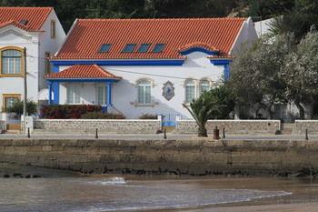 Casa do Cais de Sao Martinho do Porto