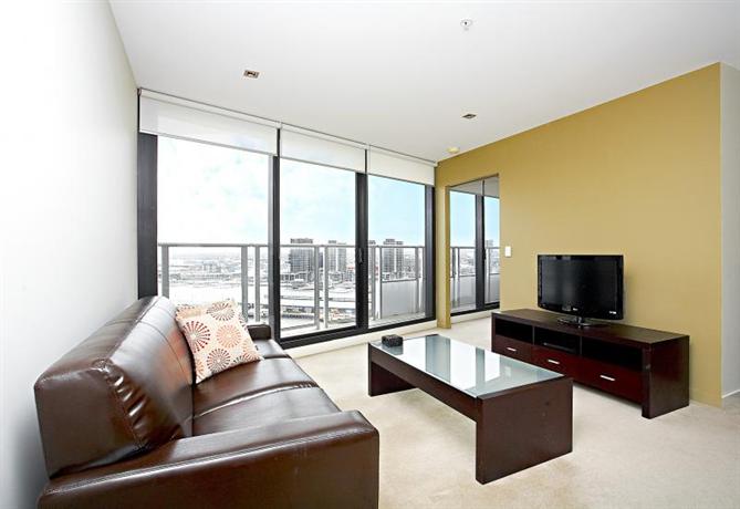 Astra Apartments Merchant Docklands