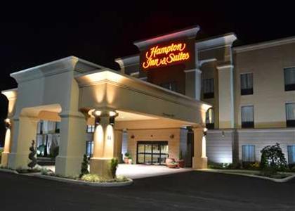 Hampton Inn & Suites Sharon