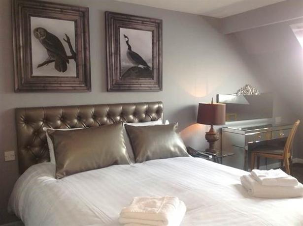 Old Red Lion Inn