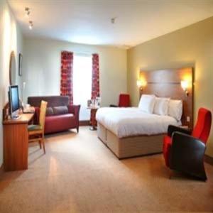 Purple Hotel Baldock