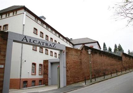 Alcatraz Hotel Am Japanischen Garten Kaiserslautern