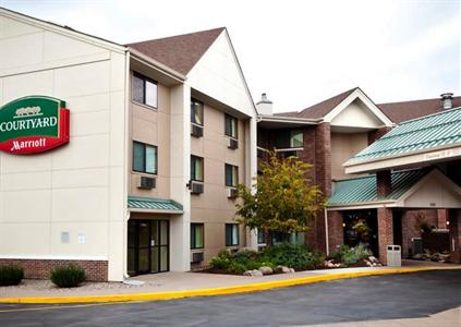 Courtyard Hotel La Crosse Wisconsin