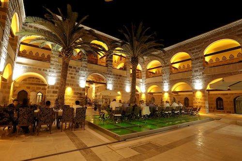 Cesme Kanuni Kervansaray Historical Hotel