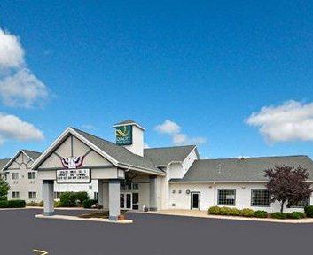 Quality Inn & Suites of Stoughton