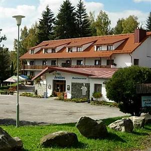 Hotel Jenisov