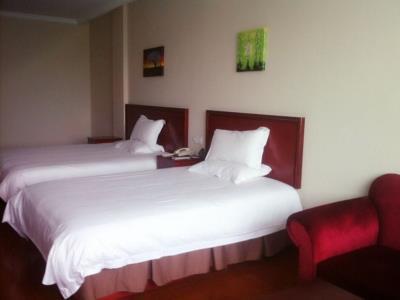 GreenTree Inn Changshu Fangta Park Pedestrian Street Business Hotel