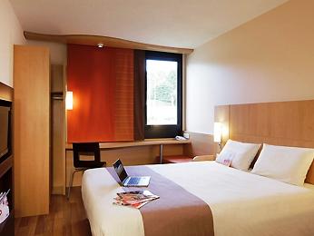 Ibis Guingamp