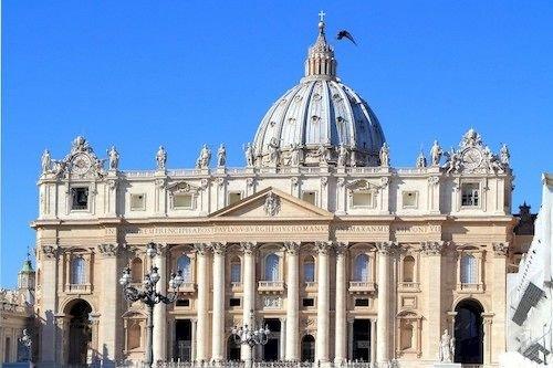 St Peter's Basilica Apartments