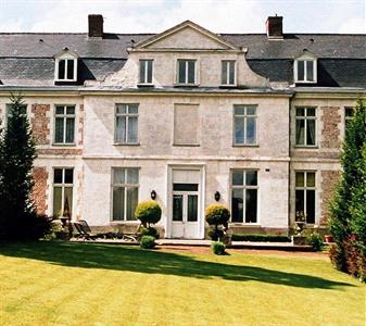 Chateau de Courcelette