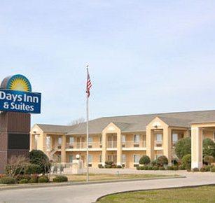 Days Inn and Suites Stuttgart