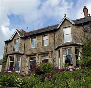 Brookside Villa B&B
