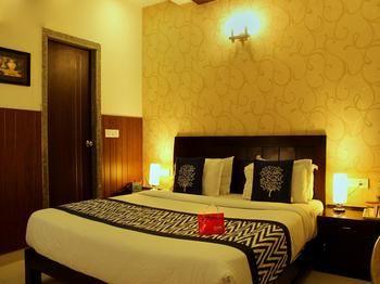 OYO Rooms Sukhadia Circle