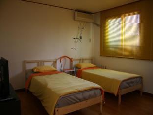 Pick Me Up Guesthouse Korea