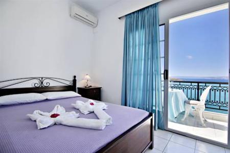 Isadora Apartments