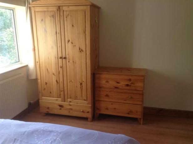 Homestay in Aylburton near Lydney Town A.F.C.