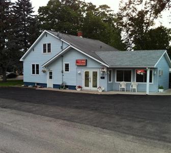 Maple Leaf Inn