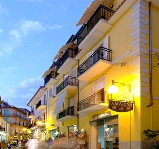 Hotel La Marina