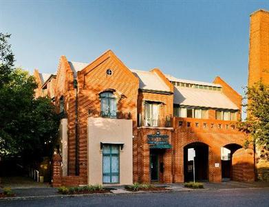 Majestic Old Lion Apartments