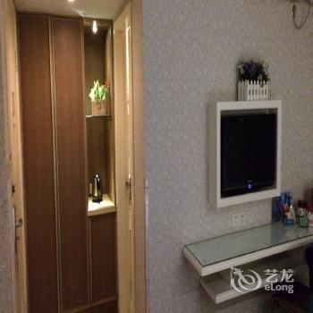 Weibo Hotel Shanghai Hongmei South Road