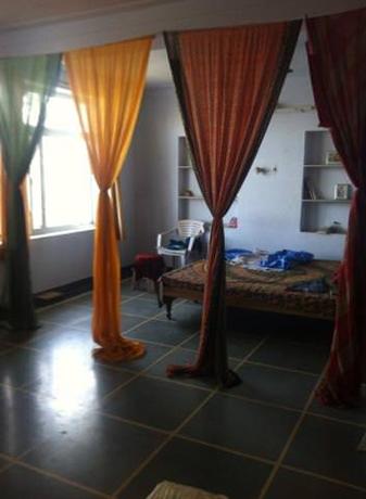 Homestay in Udaipur near Bagore-ki-Haveli