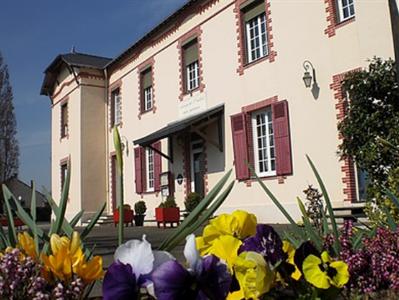 Logis Auberge De L'ombree