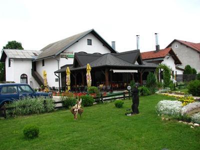 Albatros Guest House