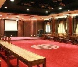 Bailongtan Royal Holiday Hotel Beijing