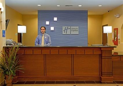 Holiday Inn Express Hotel & Suites Vidor South