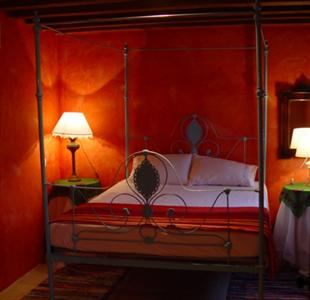 Modus Vivendi Red House