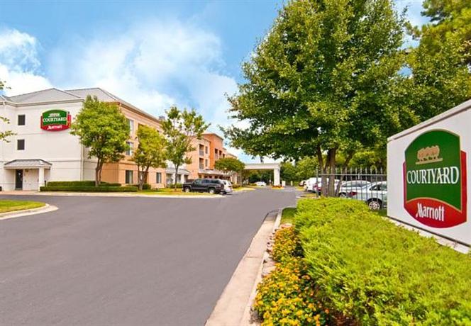 Courtyard Memphis East/Lenox Corporate Park