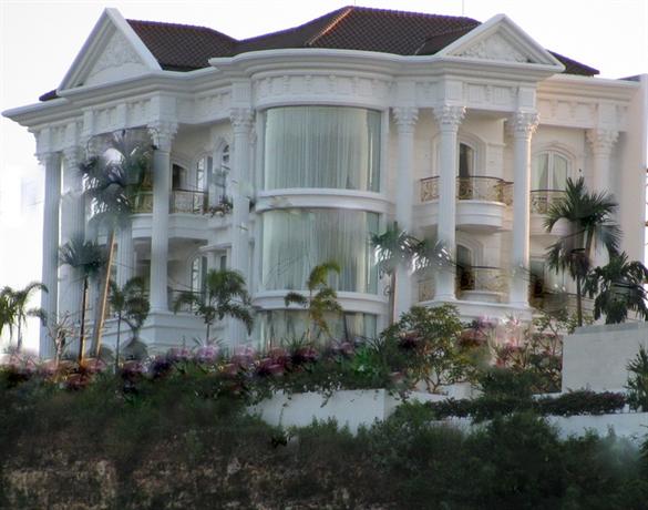 Balmoral Mansion Bali