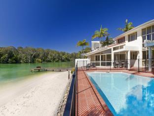 39 Wyuna Drive Noosa Sound