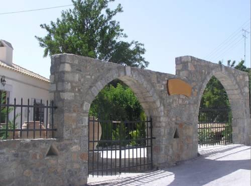 Zeus House Stavros