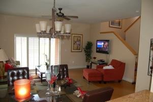 4 Br Townhome - 2 Master Suites