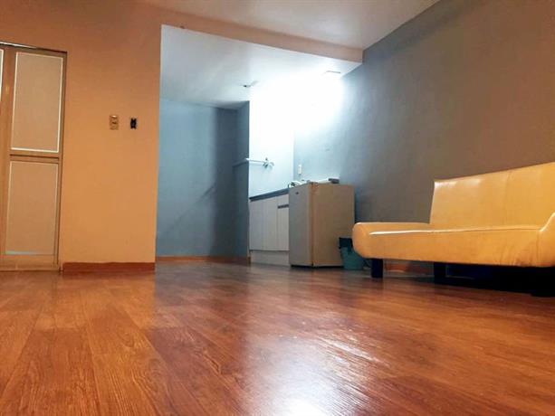 Blu Guest House 1