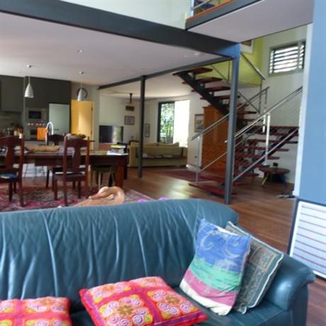 Homestay in Epping near Carlingford Court