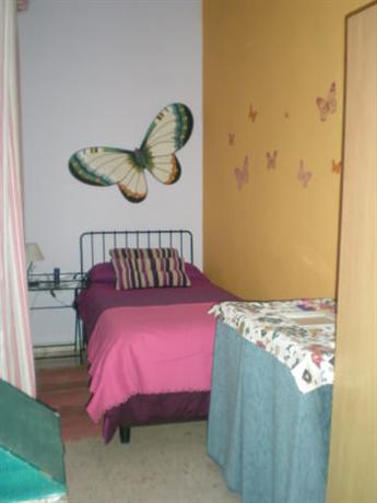 Homestay in Aeropuerto Viejo near Palacio de Congresos Railway Station