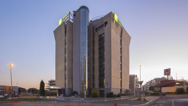 Holiday Inn Express Rome - East