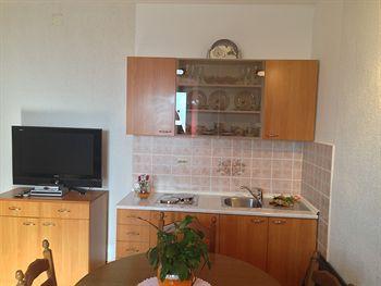 Rooms Mozara
