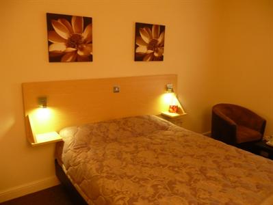 Elme Hall Hotel