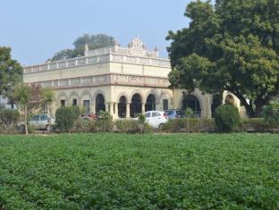Colonial Homestay Agra