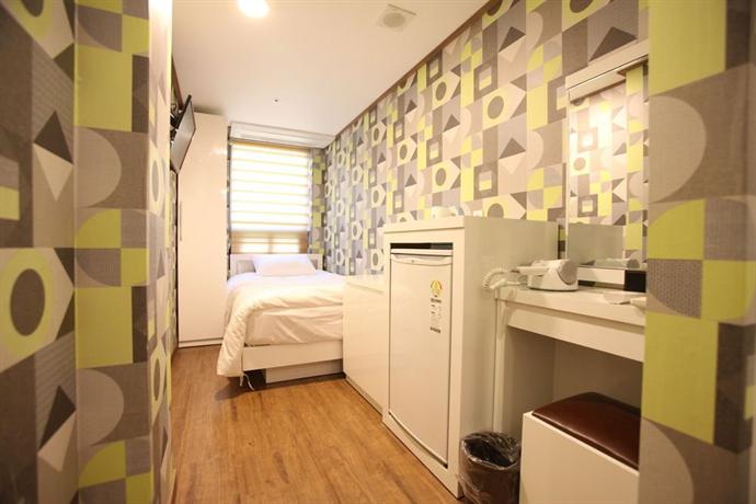 Myeongdong Mom House