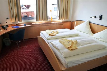 L' Escala Hotel Dreieich