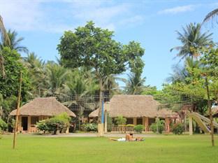 Amor Farm Beach Resort